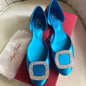 Roger Vivier Chips Strass Ballerinas in Silk Flats